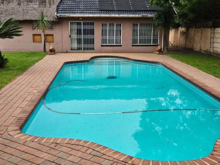 4 Bedroom Property for Sale in Brackenhurst Gauteng