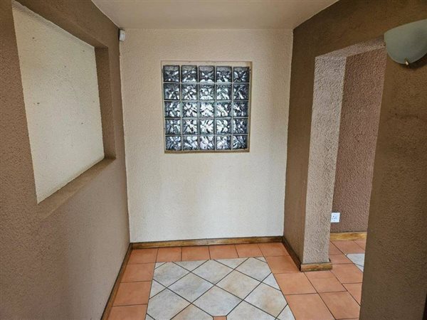 4 Bedroom Property for Sale in Brackenhurst Gauteng