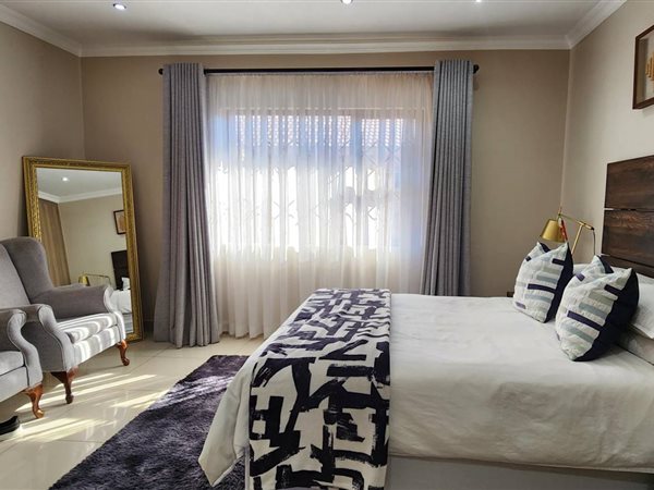 3 Bedroom Property for Sale in New Redruth Gauteng