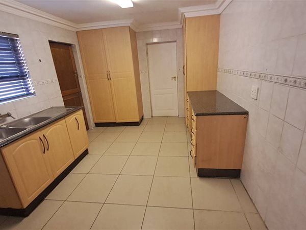 3 Bedroom Property for Sale in Brackenhurst Gauteng