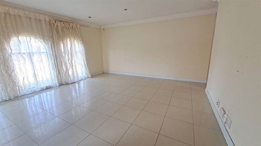 3 Bedroom Property for Sale in Brackenhurst Gauteng