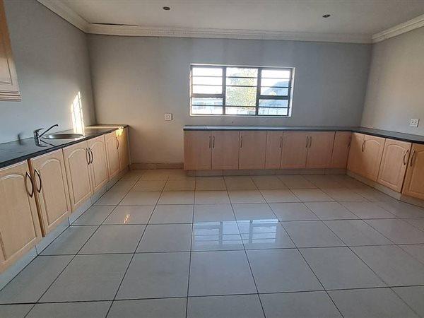 3 Bedroom Property for Sale in Brackenhurst Gauteng