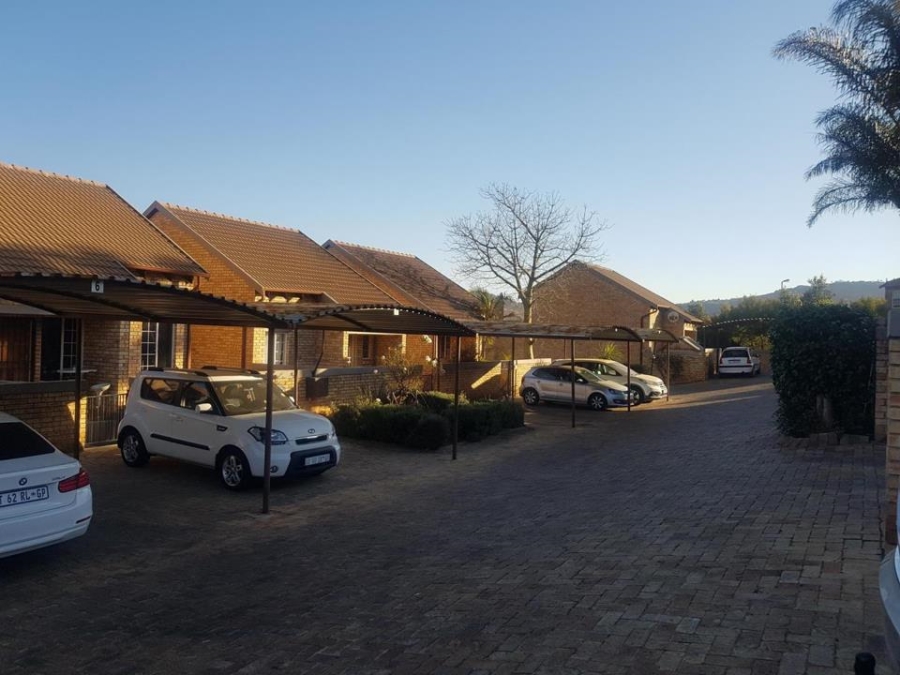 2 Bedroom Property for Sale in Wilgeheuwel Gauteng