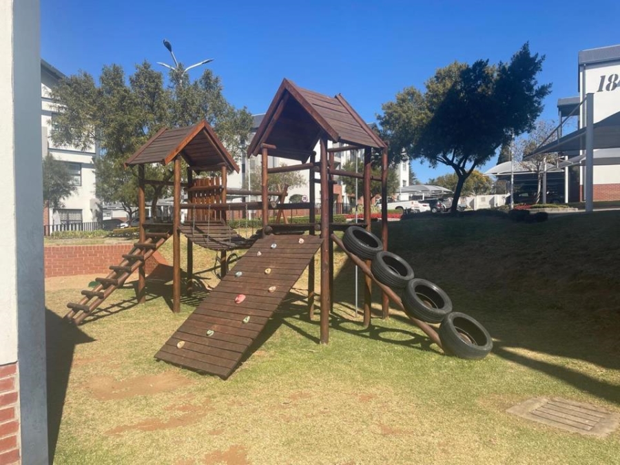 1 Bedroom Property for Sale in Randpark Ridge Gauteng