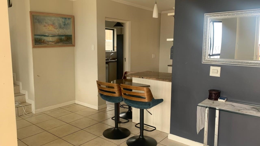 3 Bedroom Property for Sale in Allens Nek Gauteng