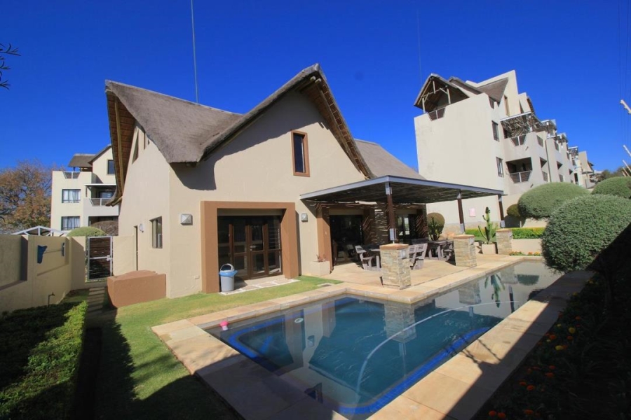 1 Bedroom Property for Sale in Lonehill Gauteng