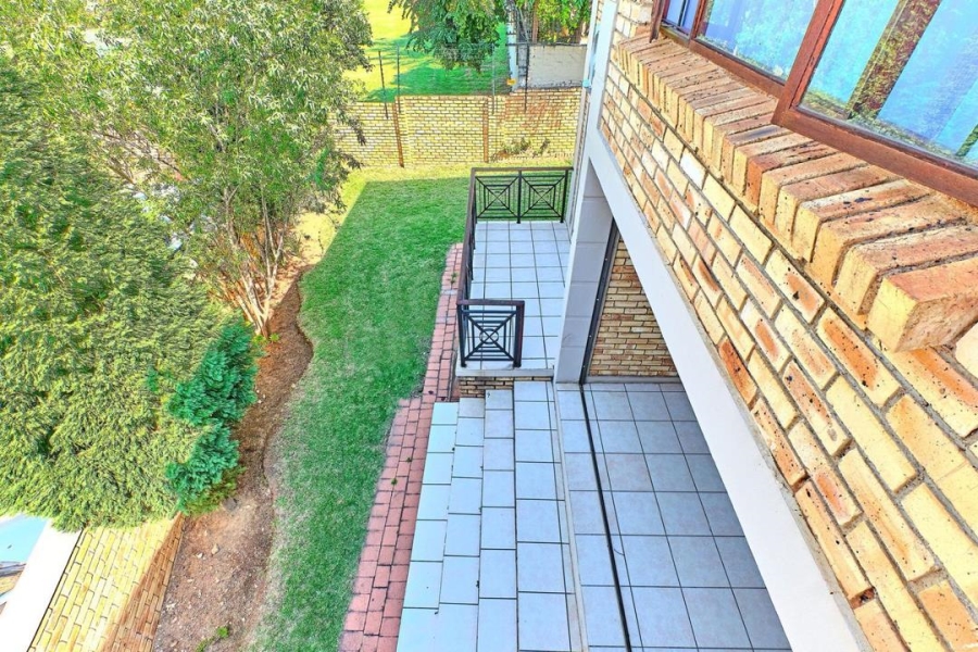 3 Bedroom Property for Sale in Beverley Gauteng