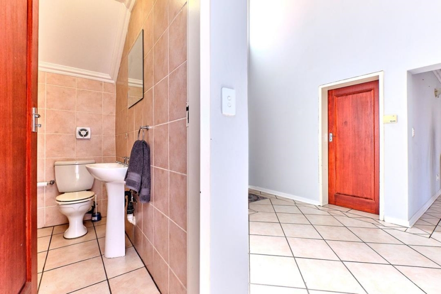 3 Bedroom Property for Sale in Beverley Gauteng