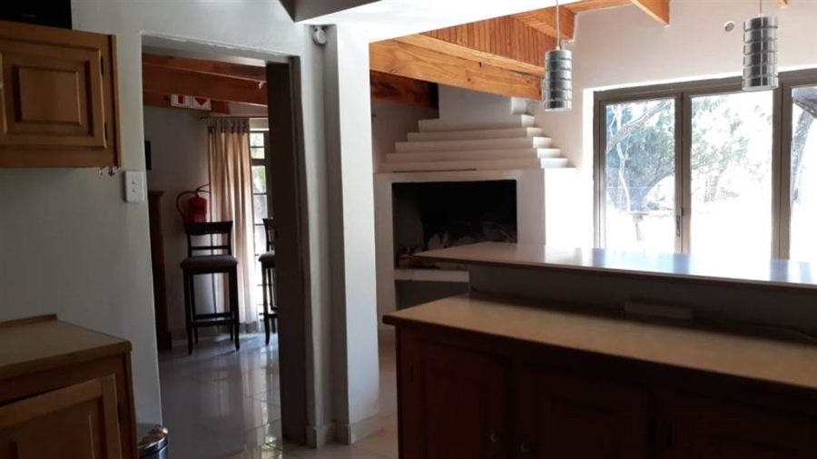 7 Bedroom Property for Sale in Roodeplaat Gauteng