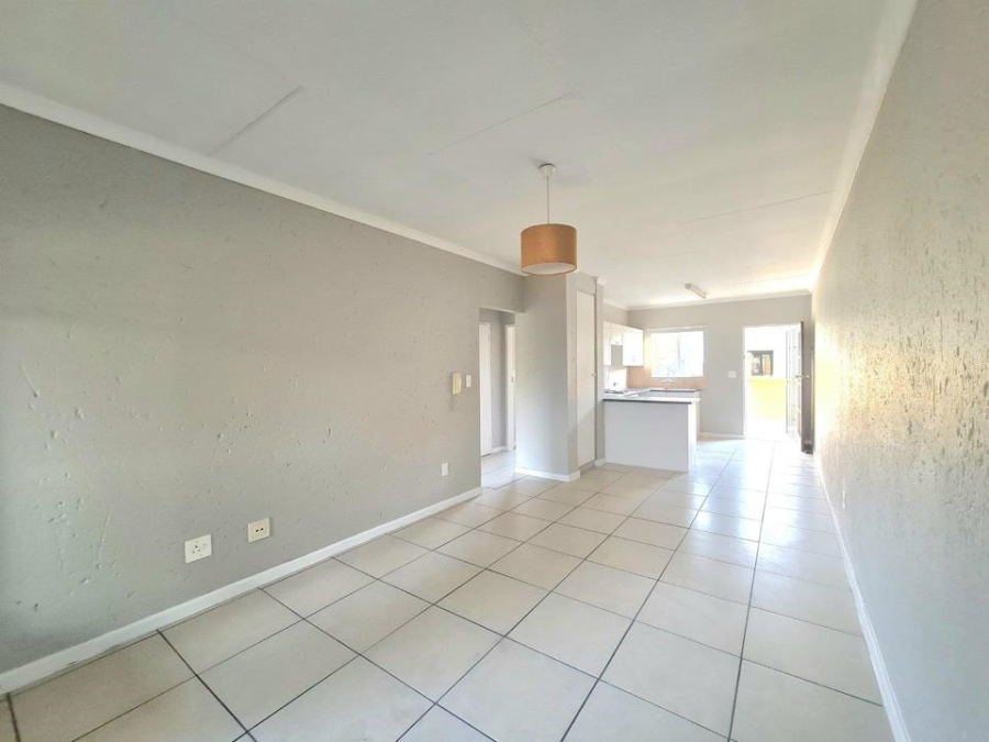 2 Bedroom Property for Sale in Elarduspark Ext 3 Gauteng