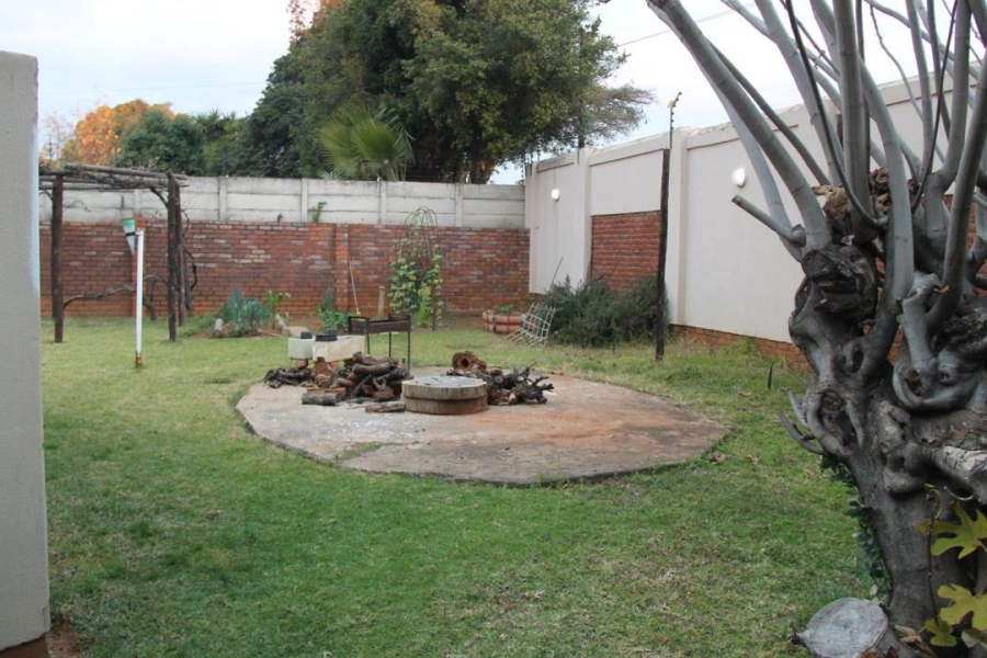 4 Bedroom Property for Sale in Wingate Park Gauteng