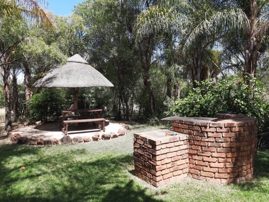 8 Bedroom Property for Sale in Roodeplaat Gauteng