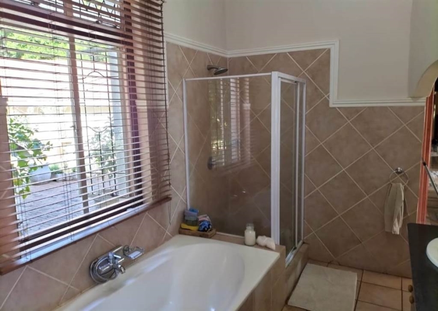 7 Bedroom Property for Sale in Wonderboom AH Gauteng