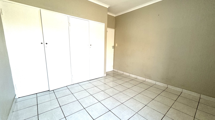 3 Bedroom Property for Sale in Elarduspark Ext 3 Gauteng