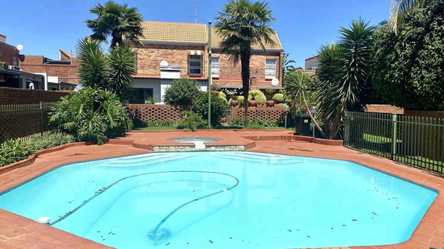 3 Bedroom Property for Sale in Elarduspark Ext 3 Gauteng