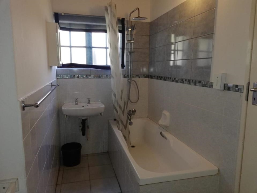 5 Bedroom Property for Sale in Chantelle Gauteng