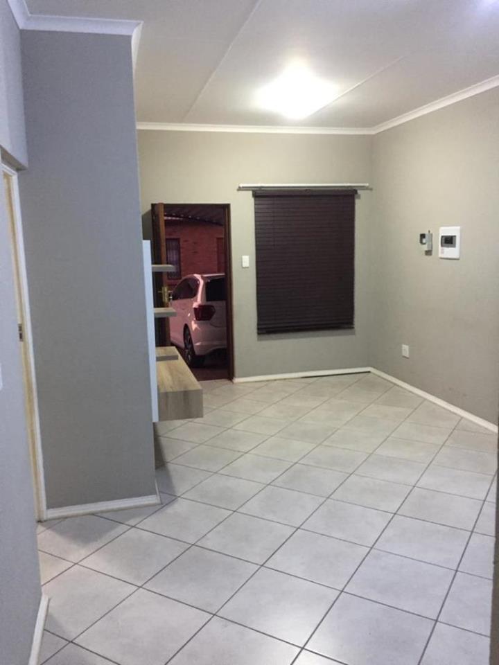 To Let 3 Bedroom Property for Rent in The Orchards Gauteng