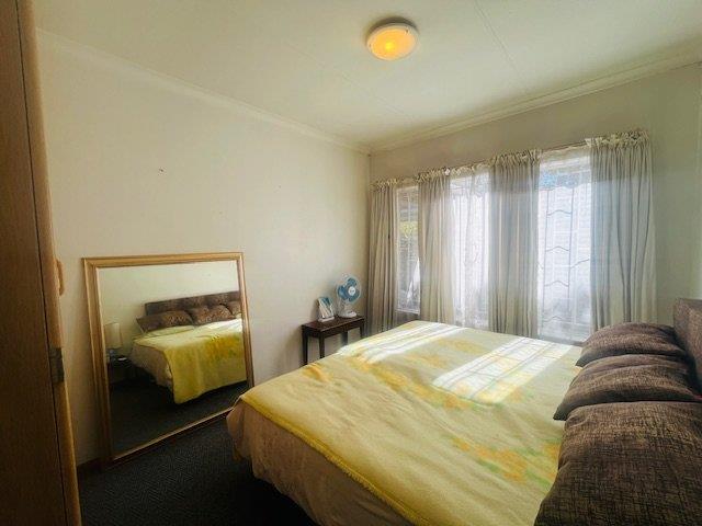 2 Bedroom Property for Sale in Ninapark Gauteng