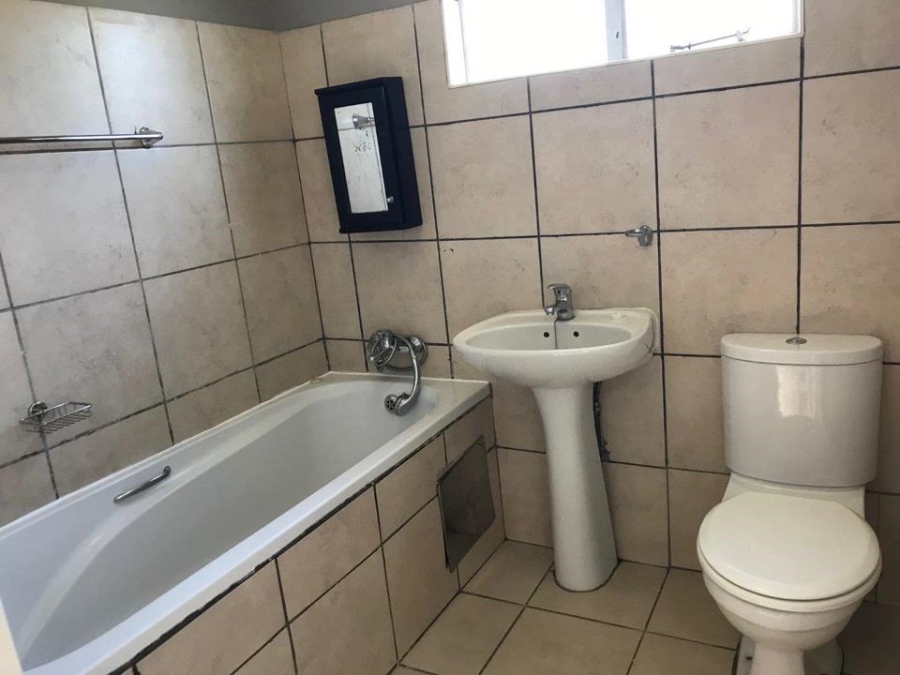 1 Bedroom Property for Sale in Pretoria North Gauteng