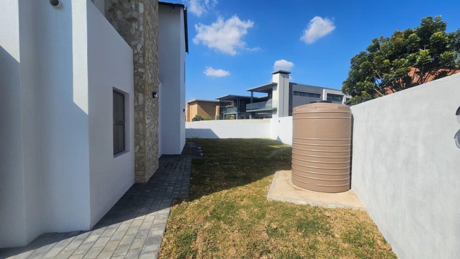 5 Bedroom Property for Sale in Six Fountains Residential Estate Gauteng