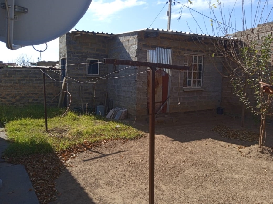 2 Bedroom Property for Sale in Drieziek Gauteng