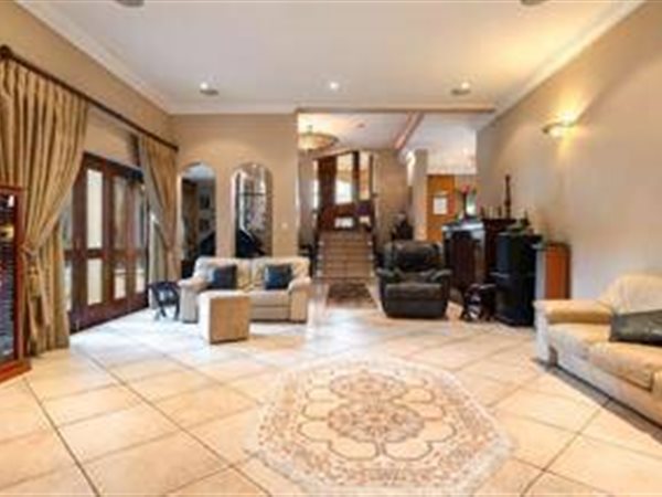 3 Bedroom Property for Sale in Aspen Hills Gauteng