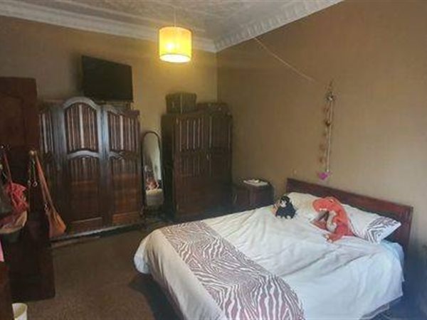 5 Bedroom Property for Sale in Alberante Gauteng