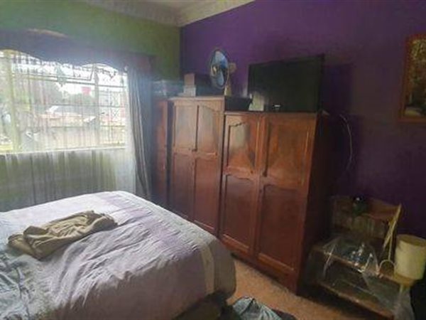 5 Bedroom Property for Sale in Alberante Gauteng