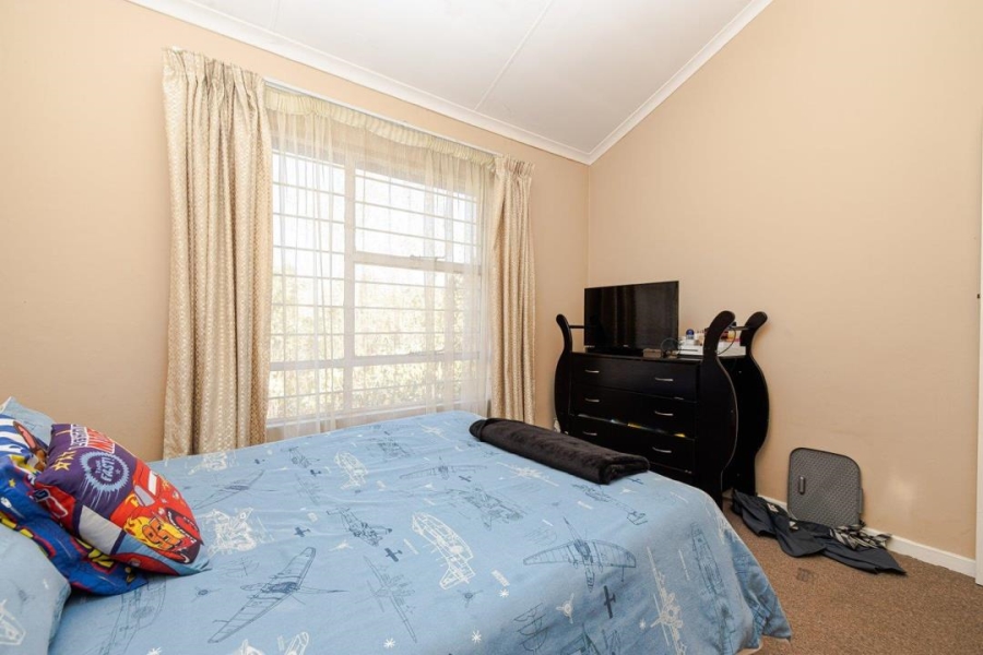 4 Bedroom Property for Sale in Halfway Gardens Gauteng