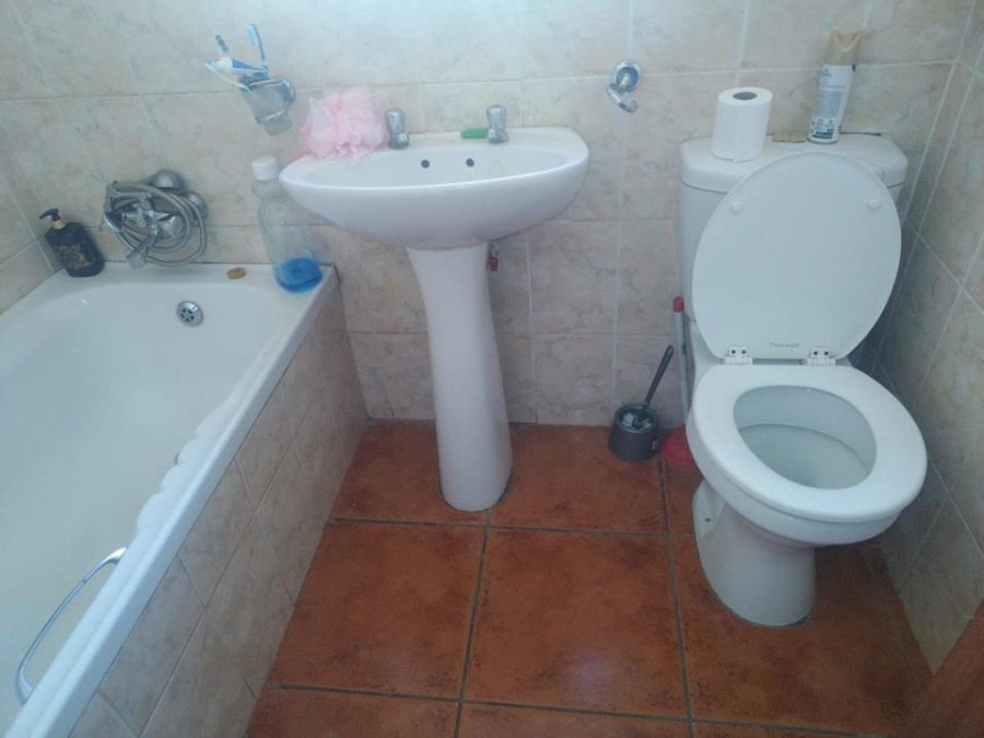 2 Bedroom Property for Sale in Soshanguve East Gauteng