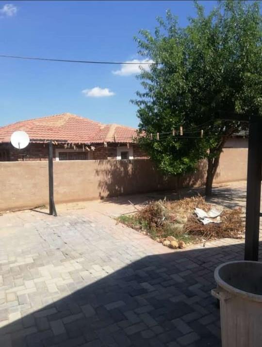 2 Bedroom Property for Sale in Soshanguve East Gauteng