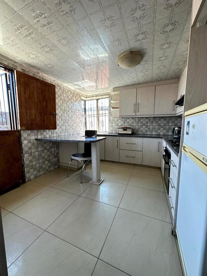 2 Bedroom Property for Sale in Meadowlands East Gauteng