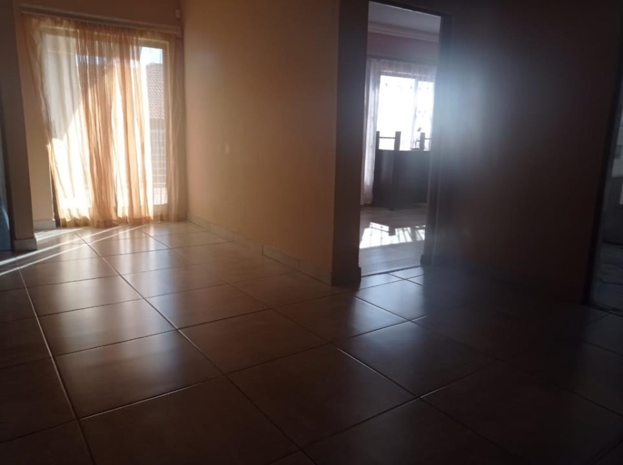 4 Bedroom Property for Sale in Amandasig Gauteng