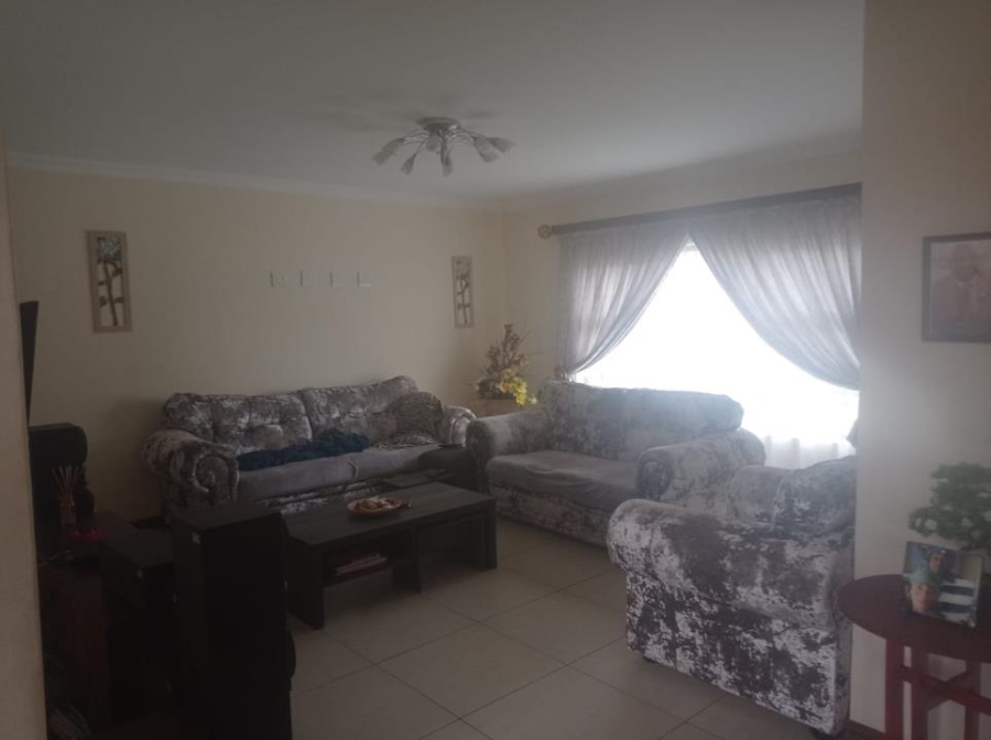 3 Bedroom Property for Sale in Amandasig Gauteng