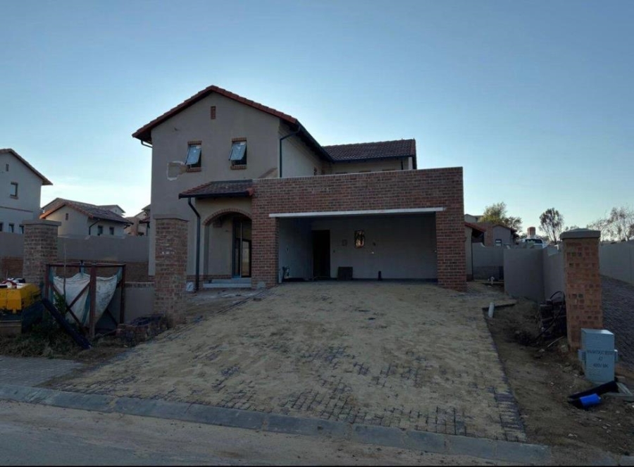 3 Bedroom Property for Sale in Avianto Estates Gauteng