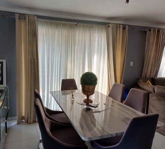 4 Bedroom Property for Sale in Wierda Park Gauteng