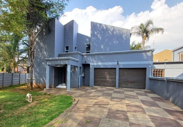 4 Bedroom Property for Sale in Wierda Park Gauteng