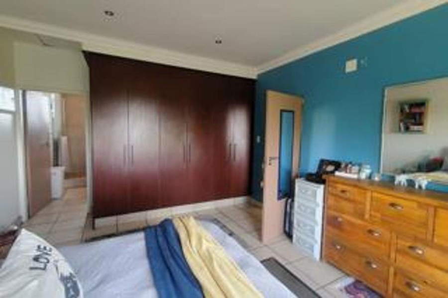 To Let 1 Bedroom Property for Rent in Lambton Gauteng