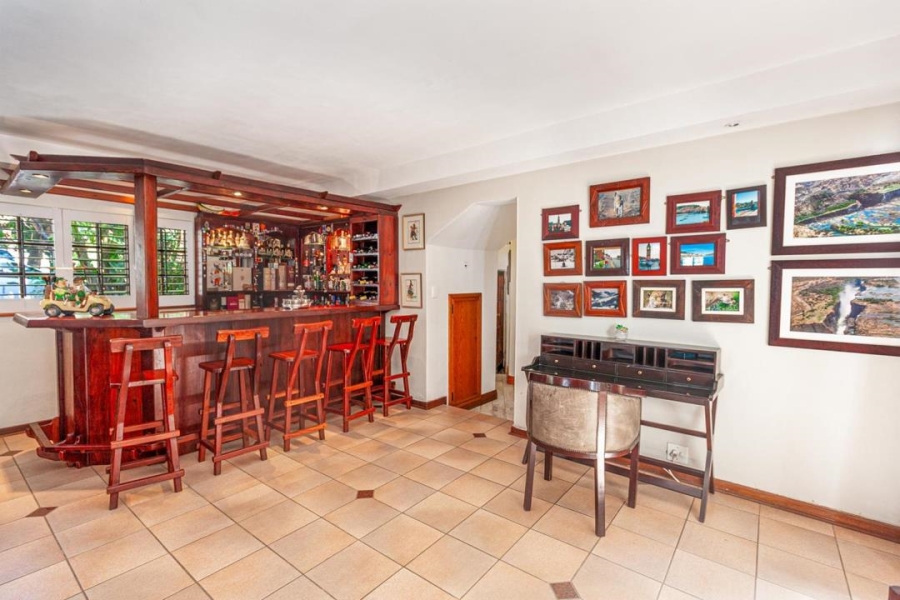 6 Bedroom Property for Sale in Bryanston Gauteng