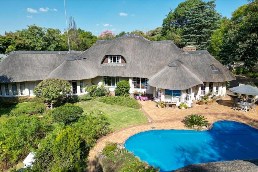 6 Bedroom Property for Sale in Sandown Gauteng