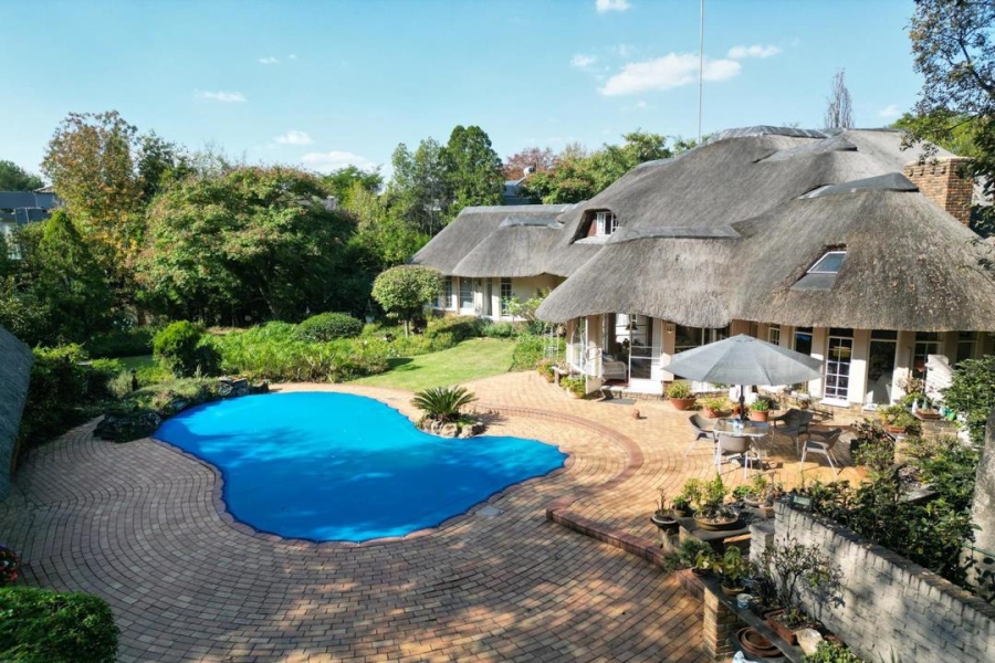 6 Bedroom Property for Sale in Sandown Gauteng