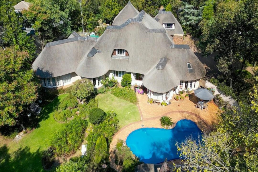 6 Bedroom Property for Sale in Sandown Gauteng