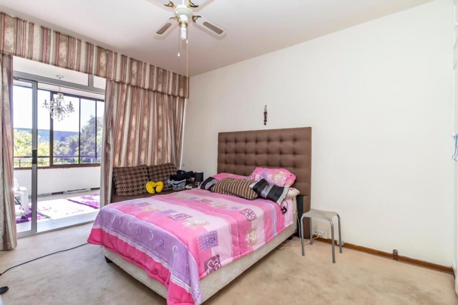 2 Bedroom Property for Sale in Benmore Gardens Gauteng