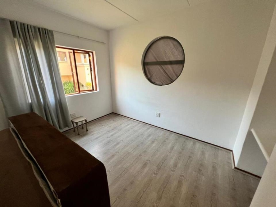 1 Bedroom Property for Sale in North Riding AH Gauteng