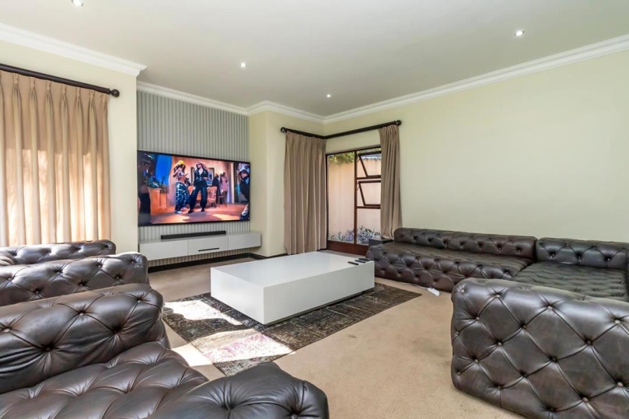 4 Bedroom Property for Sale in Fernbrook Estate Gauteng