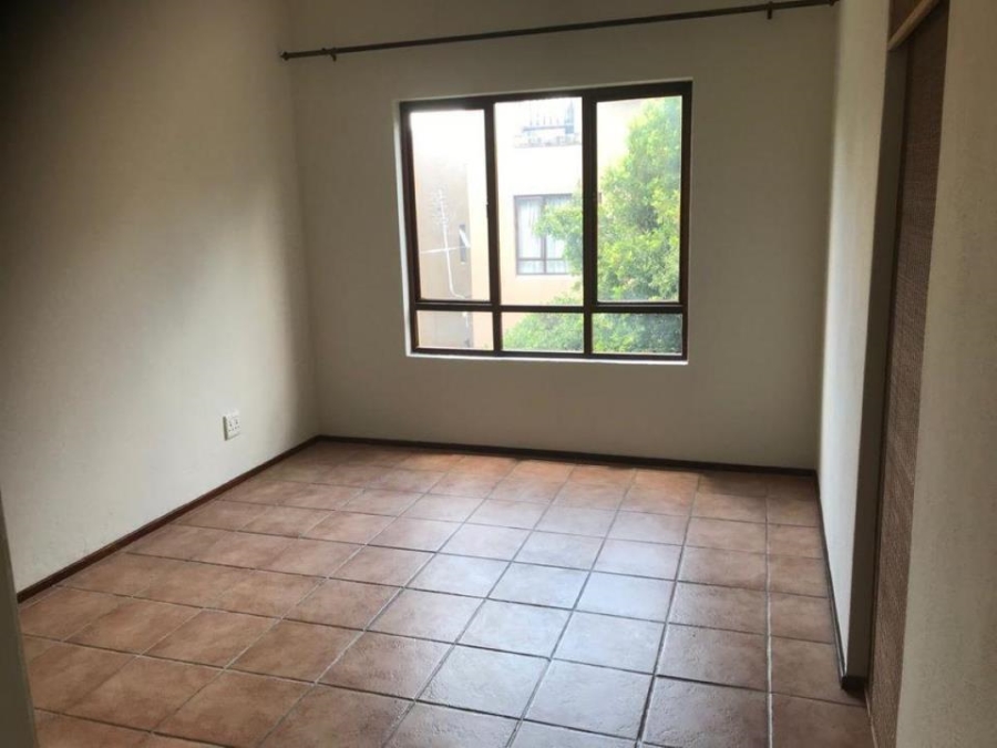 2 Bedroom Property for Sale in Sunninghill Gauteng