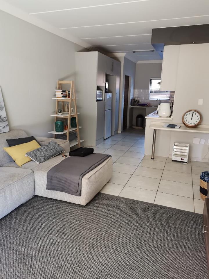 2 Bedroom Property for Sale in Klipfontein Gauteng