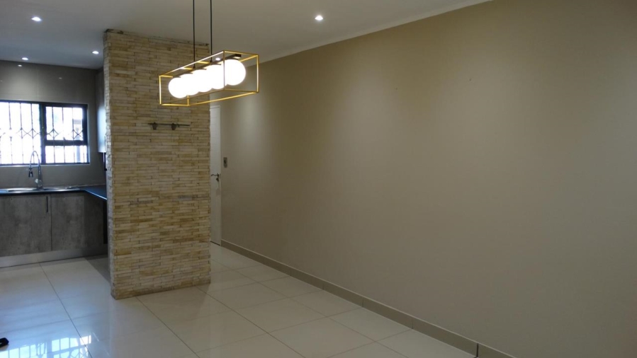 2 Bedroom Property for Sale in Morningside Gauteng