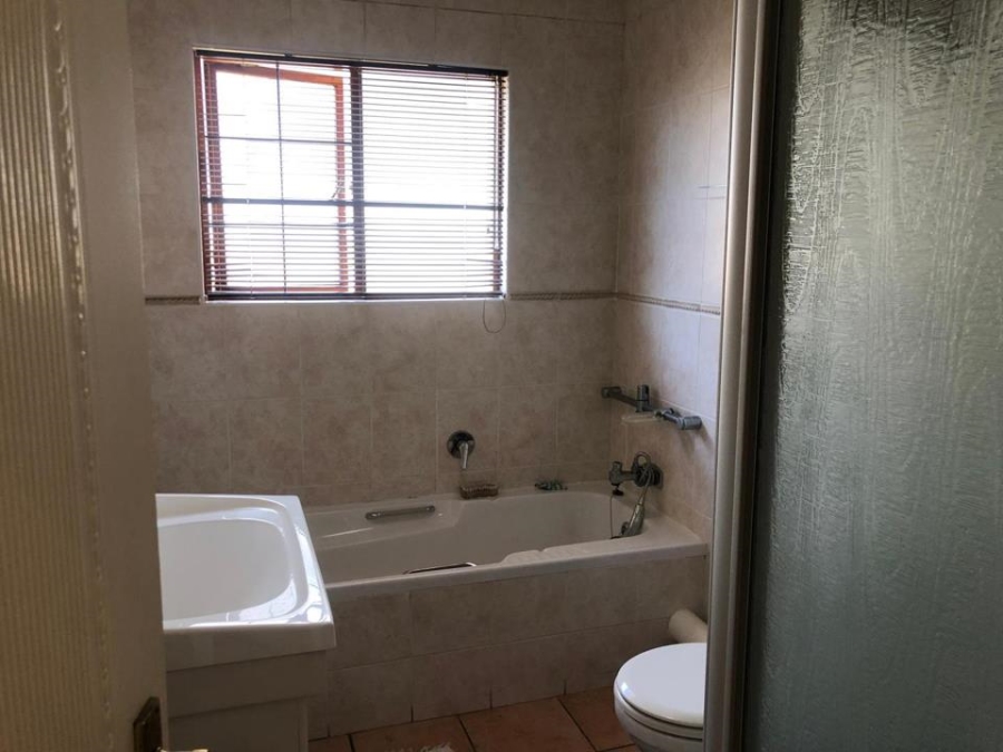 3 Bedroom Property for Sale in North Riding AH Gauteng