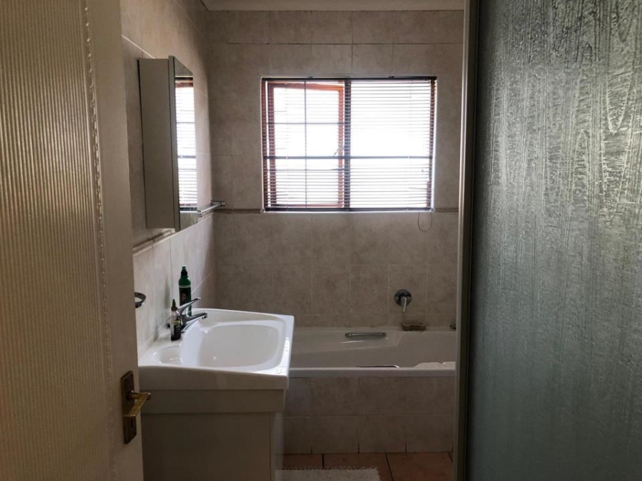 3 Bedroom Property for Sale in North Riding AH Gauteng